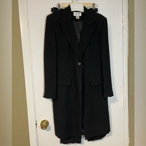 Vintage Focus 2000 Charles Glueck Two-piece suit.